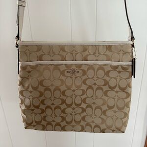 Vintage Coach Beige Leather Signature Crossbody Bag